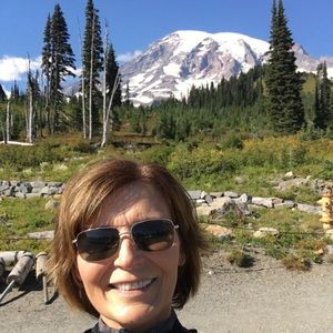 Meet your Posher, Karla